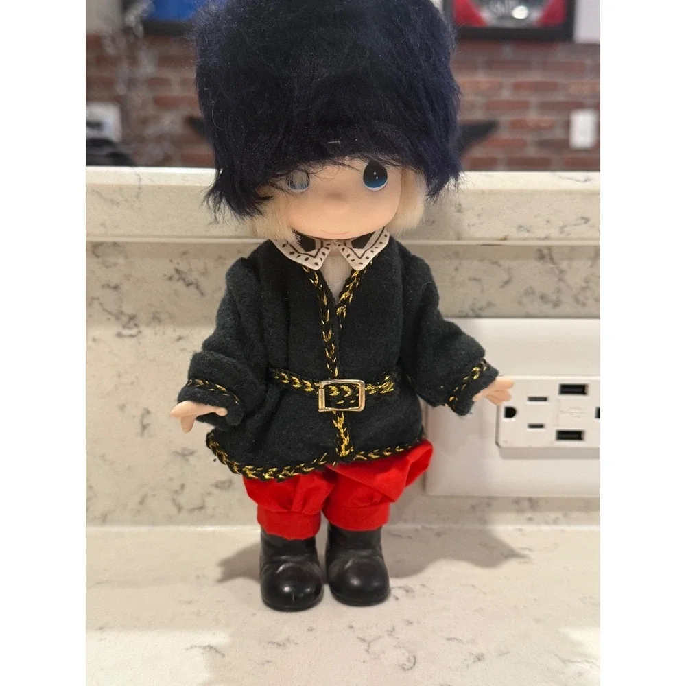 Precious Moments Boy Doll Royal Guard Uniform Black Fur‎ Hat Red Pants